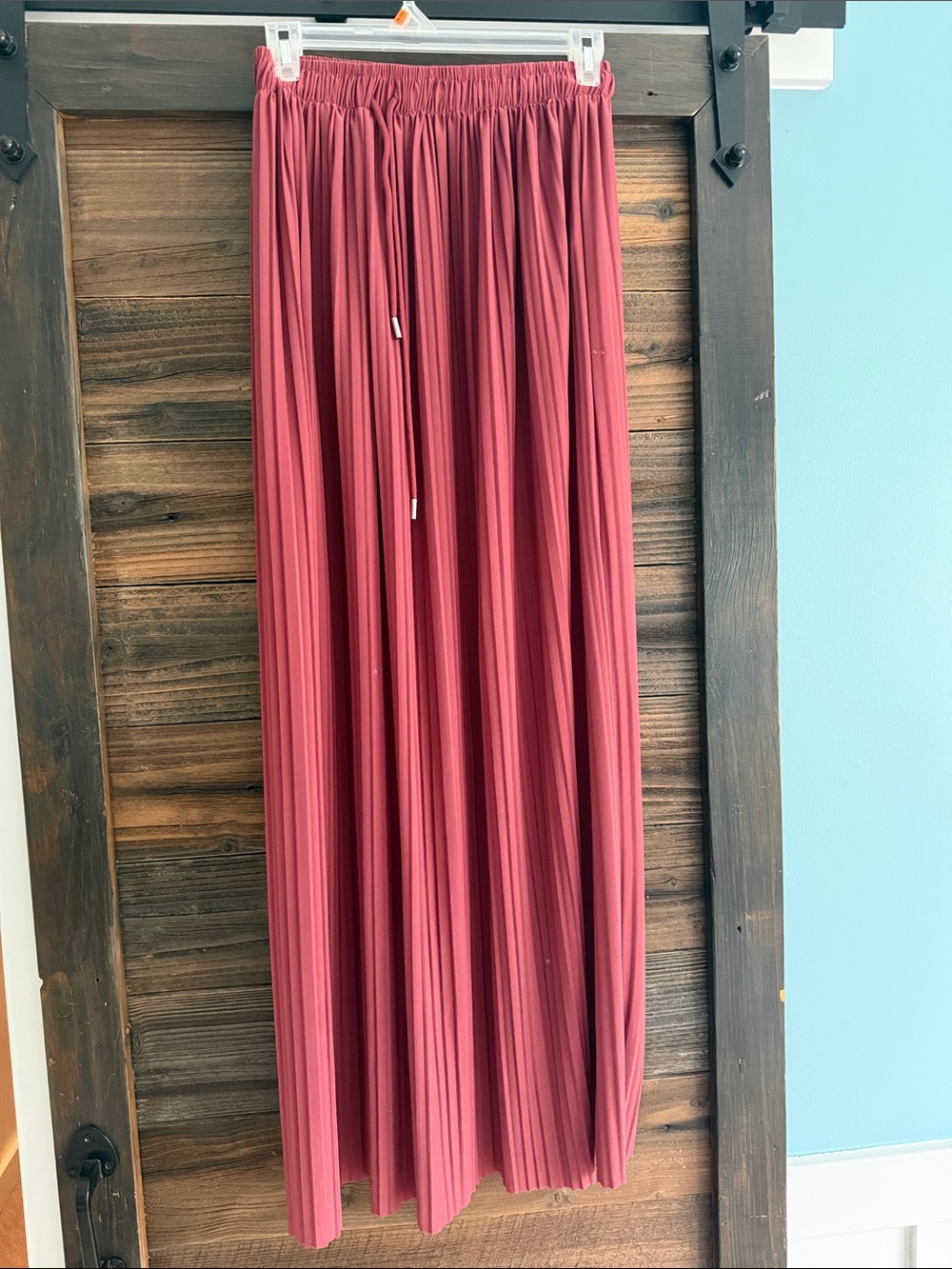 Women's Pleated Maxi Skirt in Dusty Rose